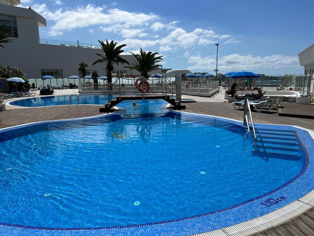Cozy Apartment In The Center Of Costa Adeje On The 1St Coastline Buitenkant foto